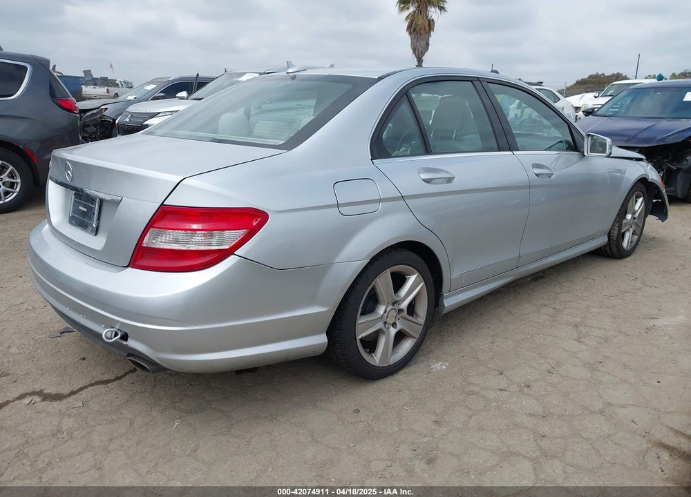 2010 MERCEDES-BENZ C 300 VIN: WDDGF5EB7AR124225