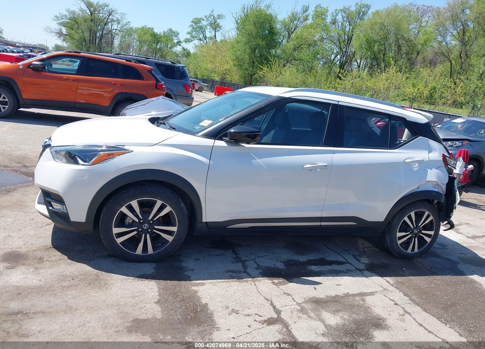 2018 NISSAN KICKS VIN: 3N1CP5CU5JL530802
