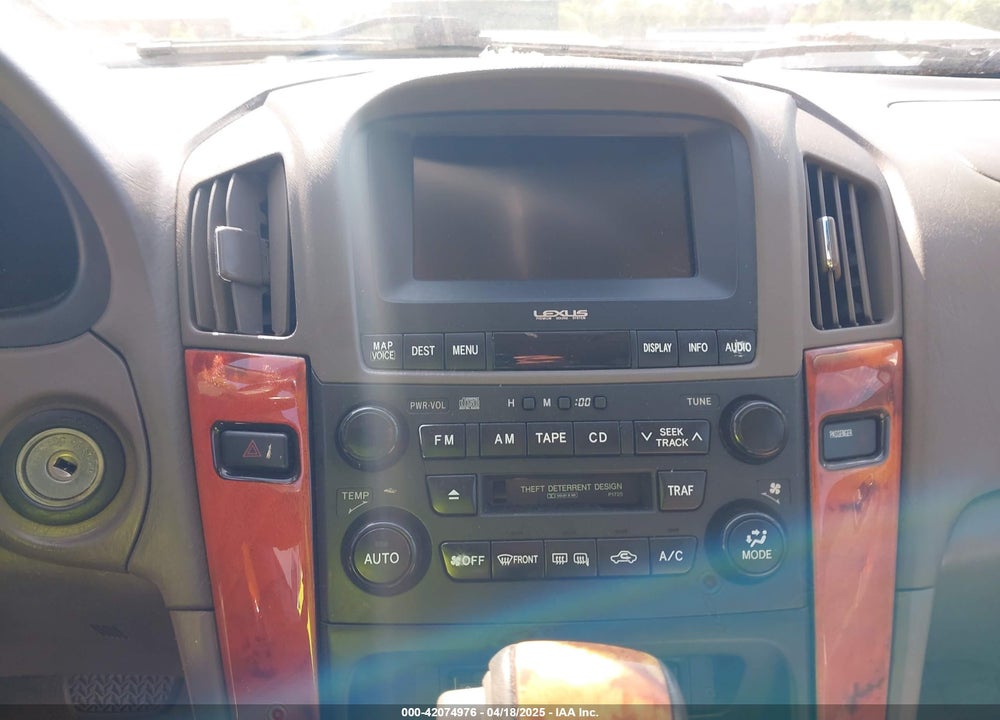 2002 LEXUS RX 300 VIN: JTJHF10U720256520