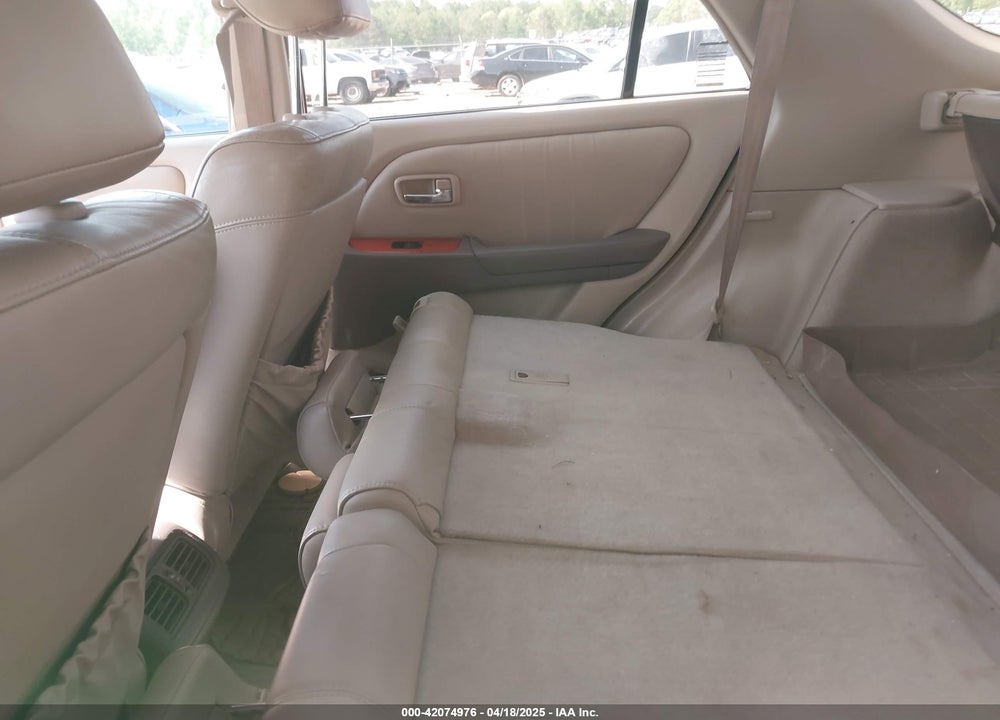2002 LEXUS RX 300 VIN: JTJHF10U720256520