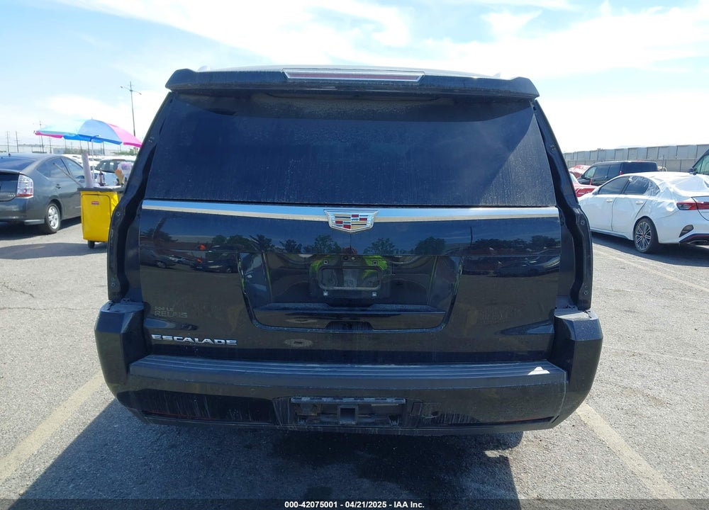 2018 CADILLAC ESCALADE ESV PREMIUM LUXURY VIN: 1GYS4JKJ3JR160602