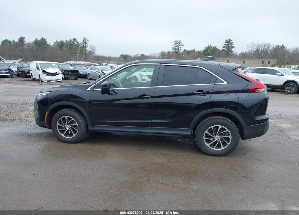 2022 MITSUBISHI ECLIPSE CROSS VIN: JA4ATUAAXNZ030307
