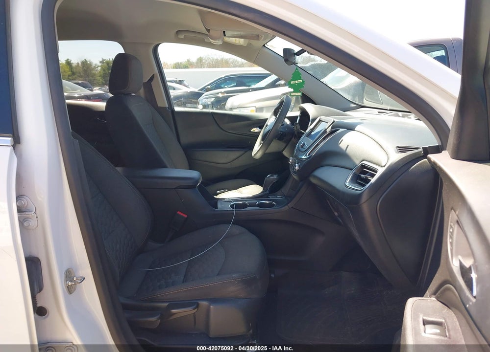 2020 CHEVROLET EQUINOX VIN: 2GNAXUEV2L6105704