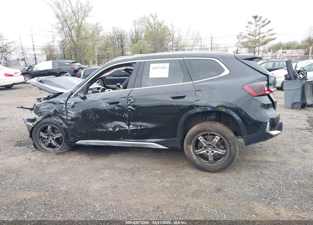 2024 BMW X1 VIN: WBX73EF03R5Y38939