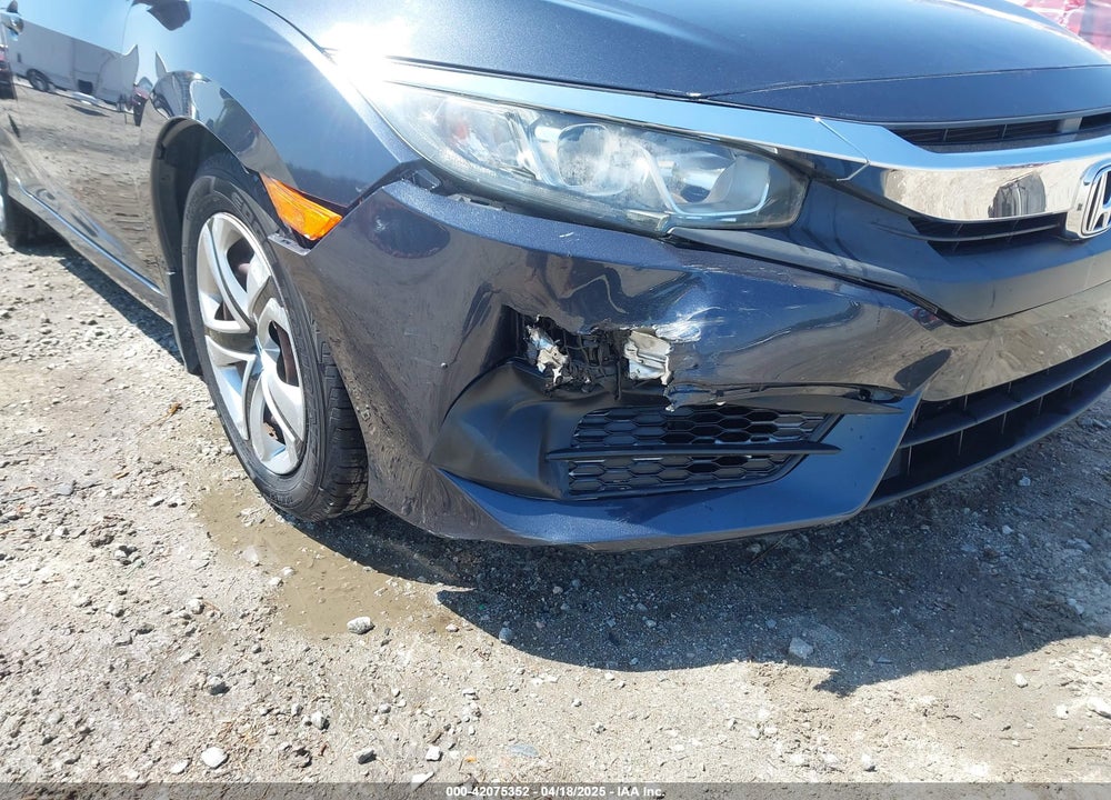 2018 HONDA CIVIC LX VIN: 2HGFC2F50JH597875
