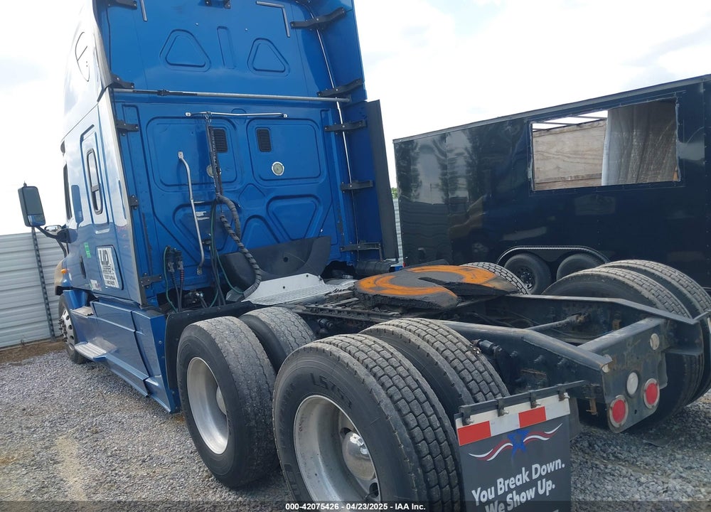 2014 FREIGHTLINER CASCADIA 125 VIN: 3AKJGLD53ESFH3287