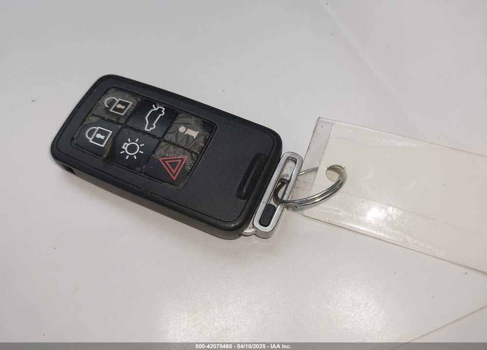 2010 VOLVO XC60 VIN: YV4992DZ3A2030792