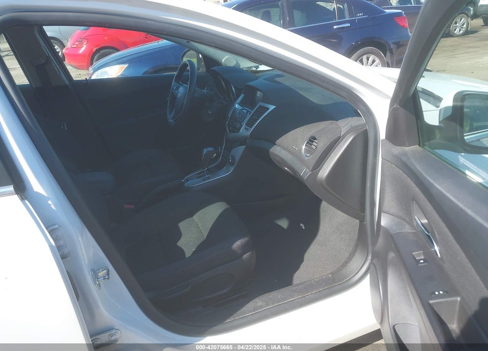 2015 CHEVROLET CRUZE VIN: 1G1PC5SB8F7227236