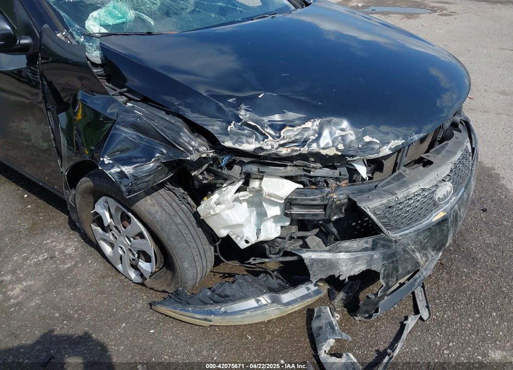 2011 KIA FORTE EX VIN: KNAFU4A29B5354088