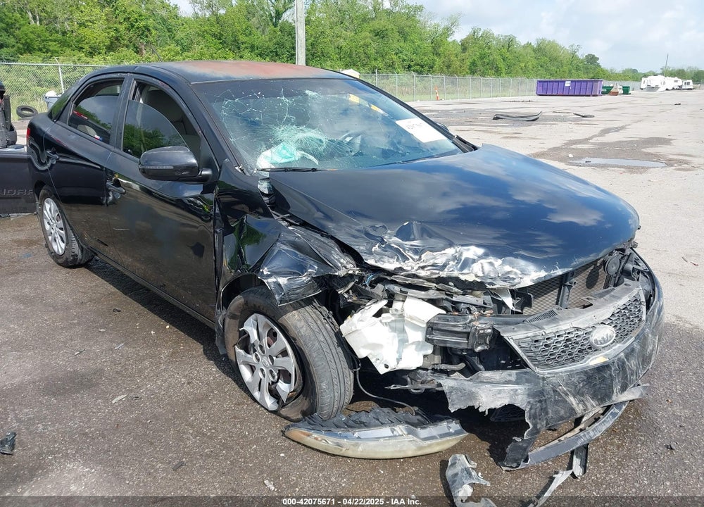 2011 KIA FORTE EX VIN: KNAFU4A29B5354088