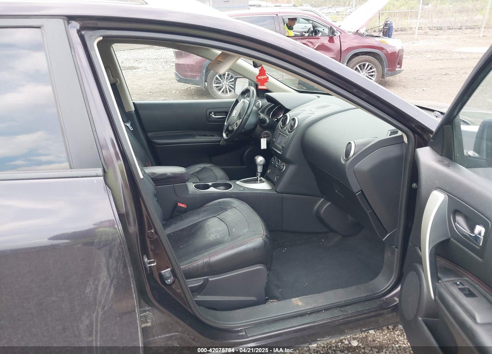 2011 NISSAN ROGUE SV VIN: JN8AS5MV6BW270940