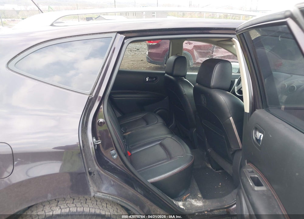 2011 NISSAN ROGUE SV VIN: JN8AS5MV6BW270940