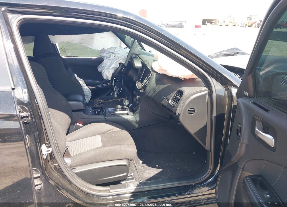 2020 DODGE CHARGER VIN: 2C3CDXCT5LH190673