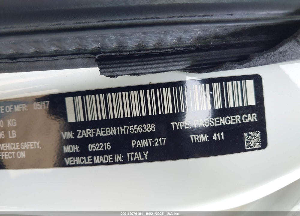 2017 ALFA ROMEO GIULIA RWD VIN: ZARFAEBN1H7556386