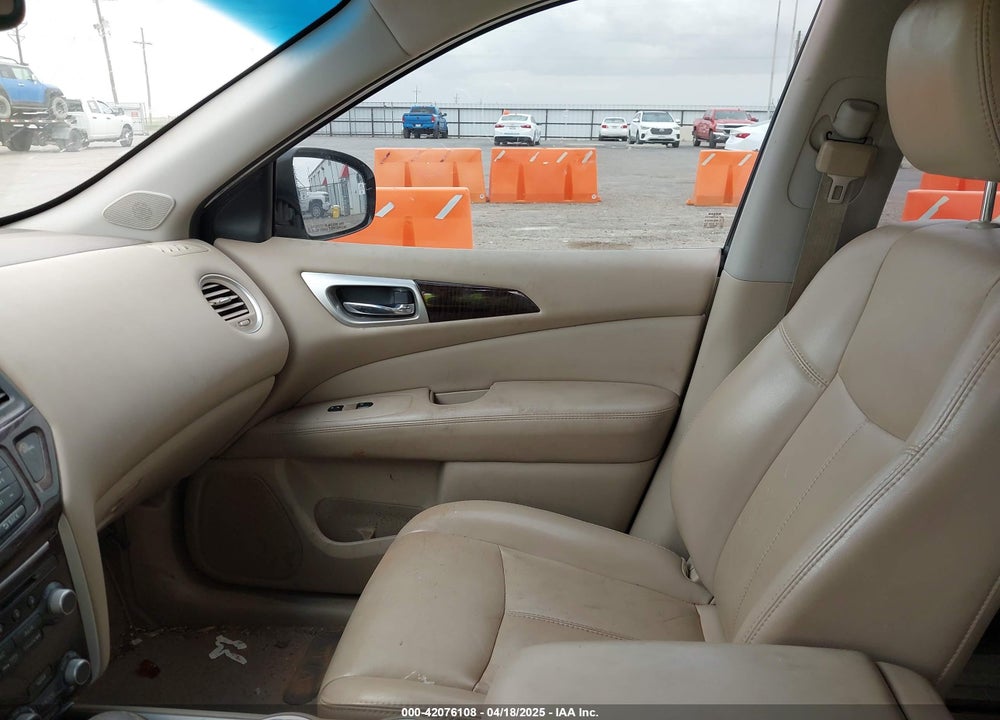 2014 NISSAN PATHFINDER SL VIN: 5N1AR2MN3EC727078