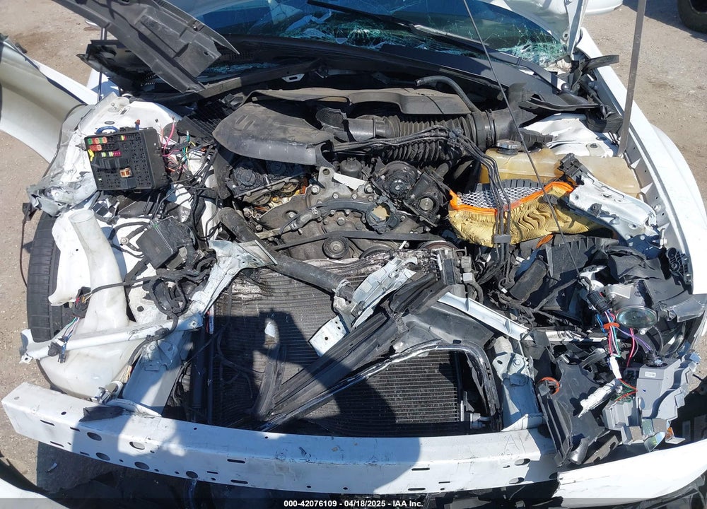 2018 CHRYSLER 300 VIN: 2C3CCABG2JH240298