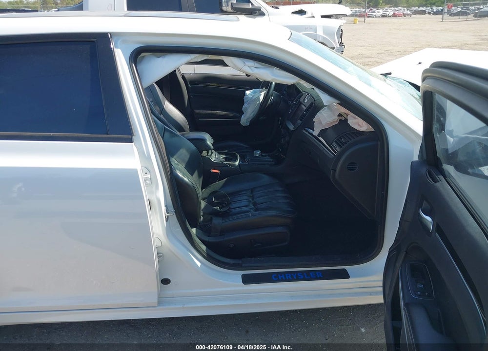 2018 CHRYSLER 300 VIN: 2C3CCABG2JH240298