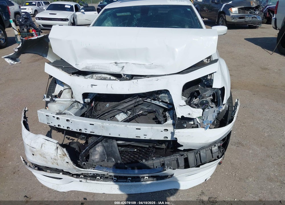 2018 CHRYSLER 300 VIN: 2C3CCABG2JH240298