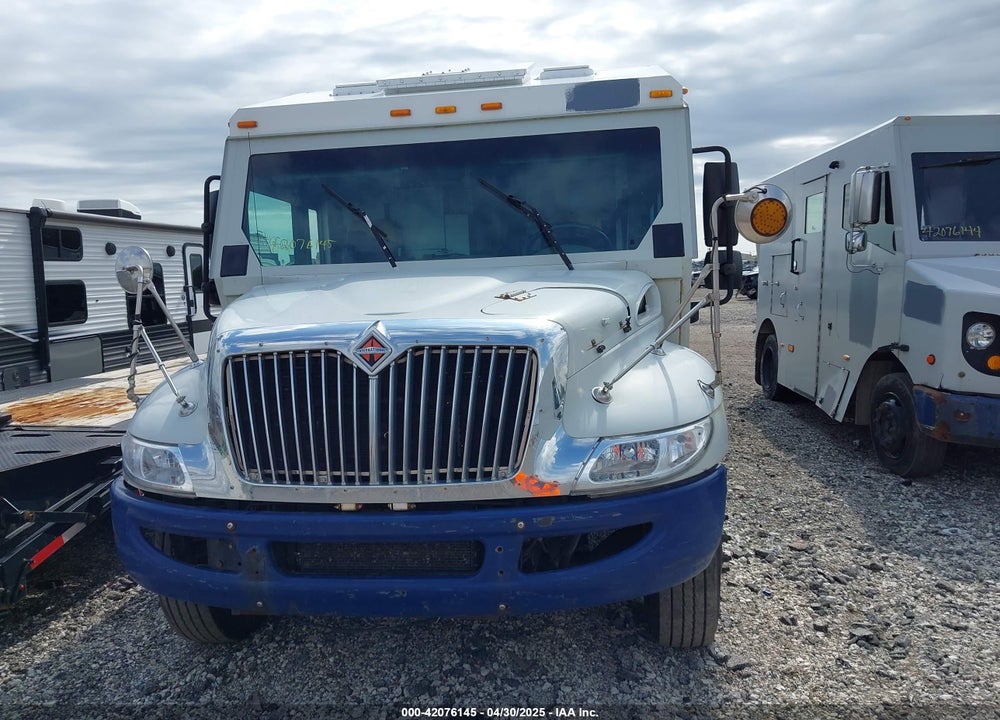 2011 INTERNATIONAL 4000 4300 LP VIN: 1HTMNAAM0BJ393802