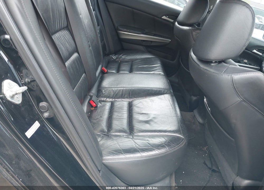 2009 HONDA ACCORD VIN: 1HGCP26889A048808