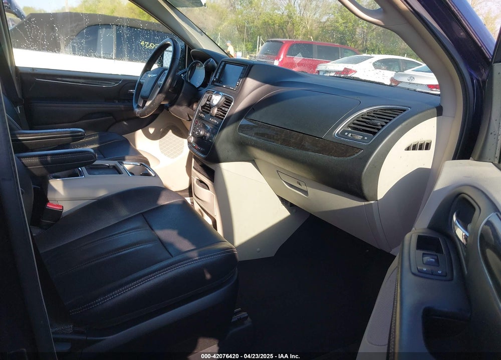 2015 CHRYSLER TOWN & COUNTRY TOURING VIN: 2C4RC1BG6FR630313