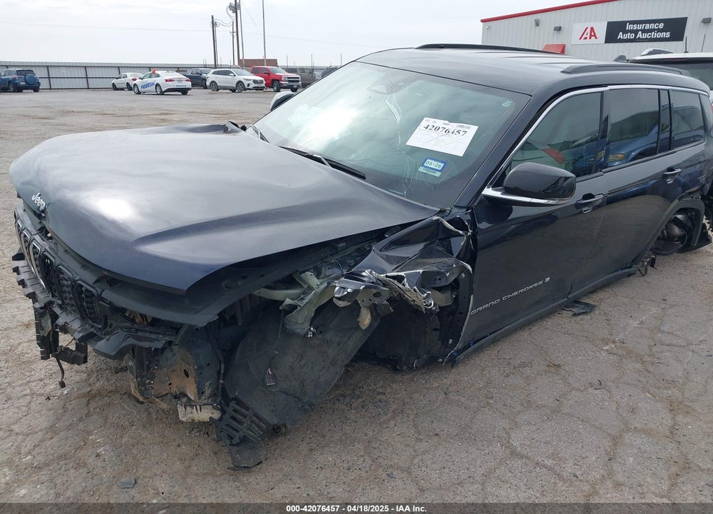 2024 JEEP GRAND CHEROKEE L VIN: 1C4RJKBG9R8584407