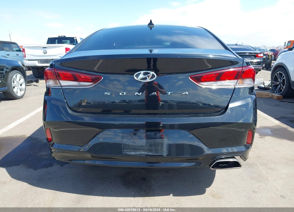 2019 HYUNDAI SONATA VIN: 5NPE34AF8KH739095