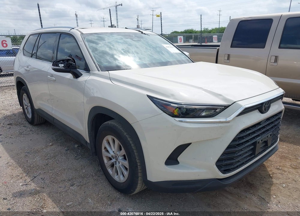 2024 TOYOTA GRAND HIGHLANDER XLE VIN: 5TDAAAA58RS005345