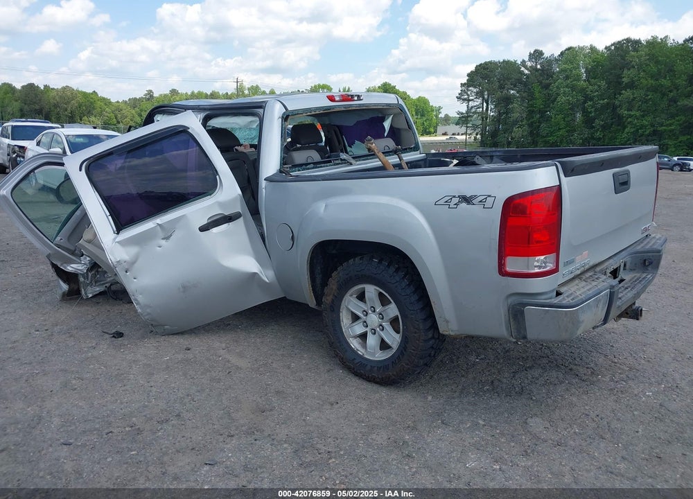 2011 GMC SIERRA 1500 WORK TRUCK VIN: 3GTP2TE3XBG404001