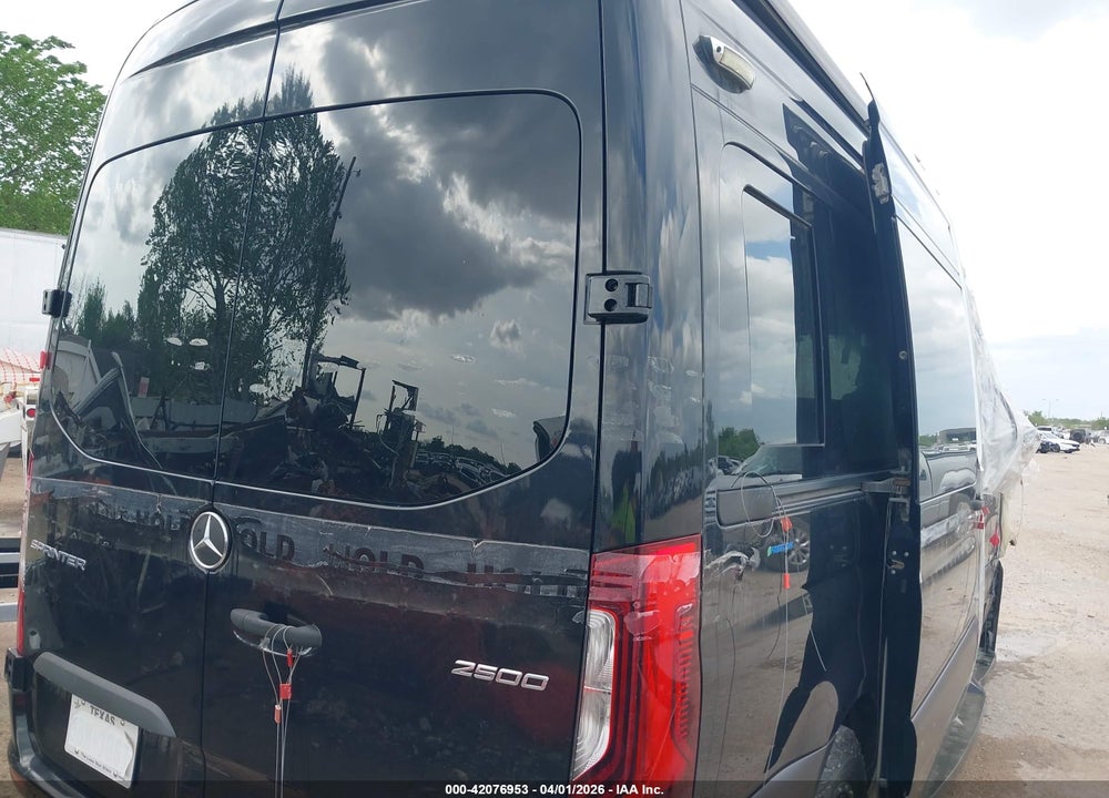 2023 MERCEDES-BENZ SPRINTER 2500 STANDARD ROOF 4-CYL DIESEL HO VIN: W1X4NBHY7PT136756