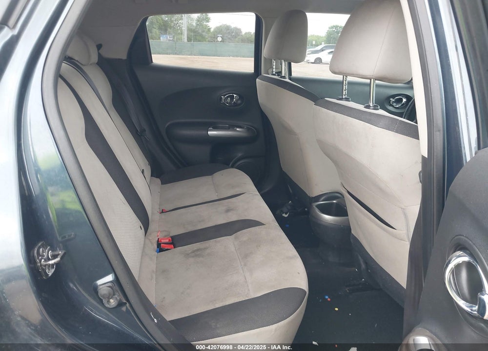 2014 NISSAN JUKE VIN: JN8AF5MR4ET354672