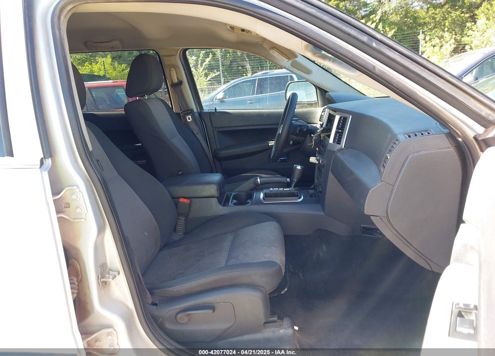 2009 JEEP GRAND CHEROKEE VIN: 1J8GS48K99C528145