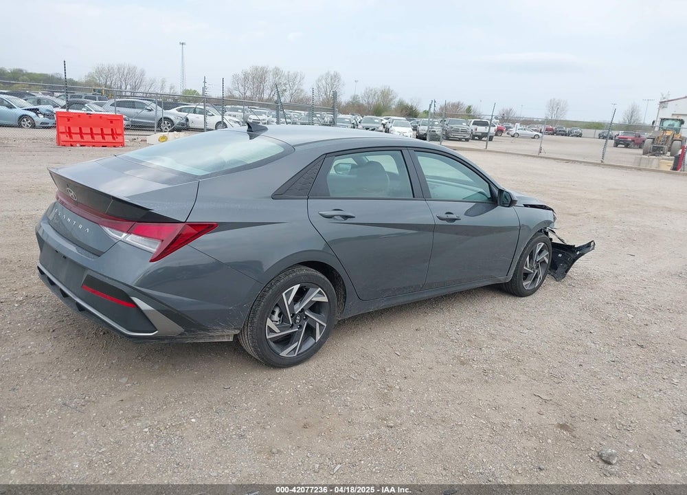 2025 HYUNDAI ELANTRA SEL SPORT VIN: KMHLM4DG4SU956654