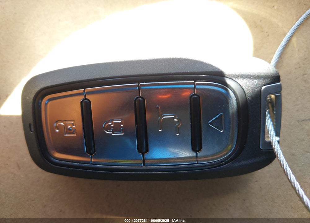2015 JEEP CHEROKEE VIN: 1C4PJLDS6FW677908