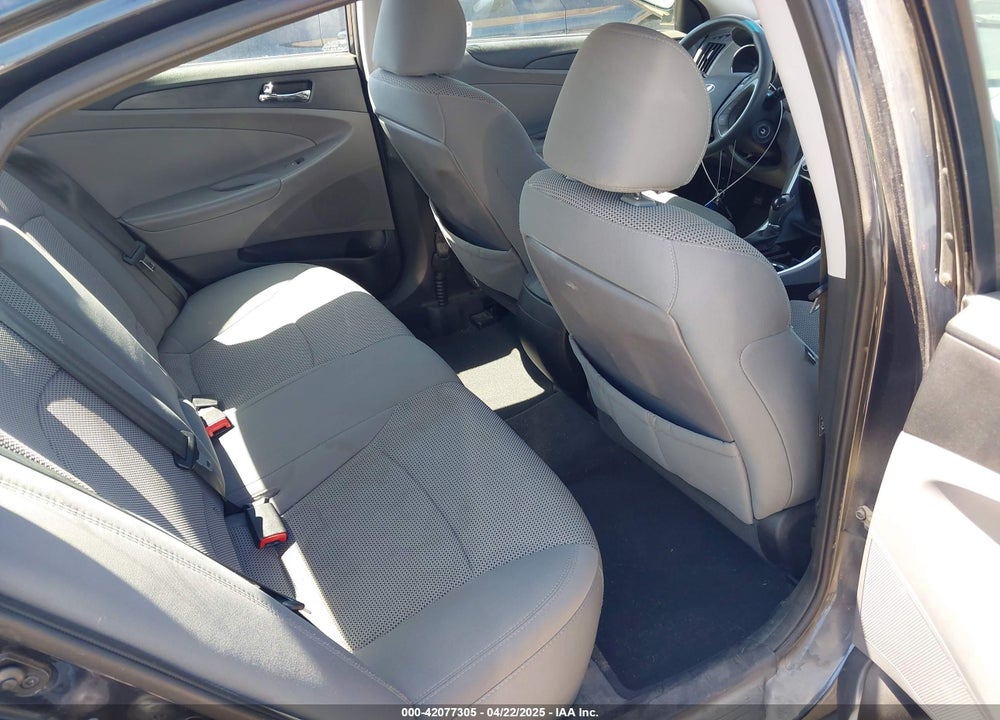 2013 HYUNDAI SONATA VIN: 5NPEB4AC9DH732698