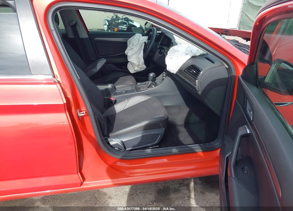 2020 VOLKSWAGEN JETTA VIN: 3VWE57BUXLM087744