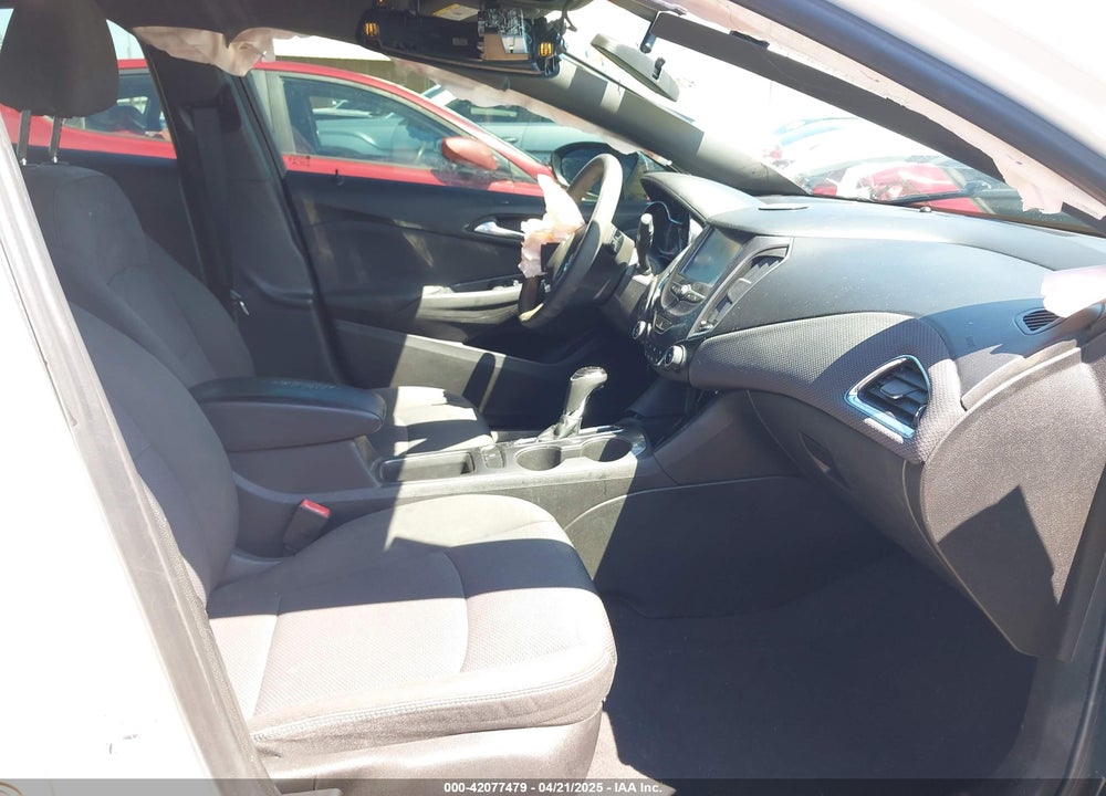 2018 CHEVROLET CRUZE VIN: 3G1BE6SM4JS635769