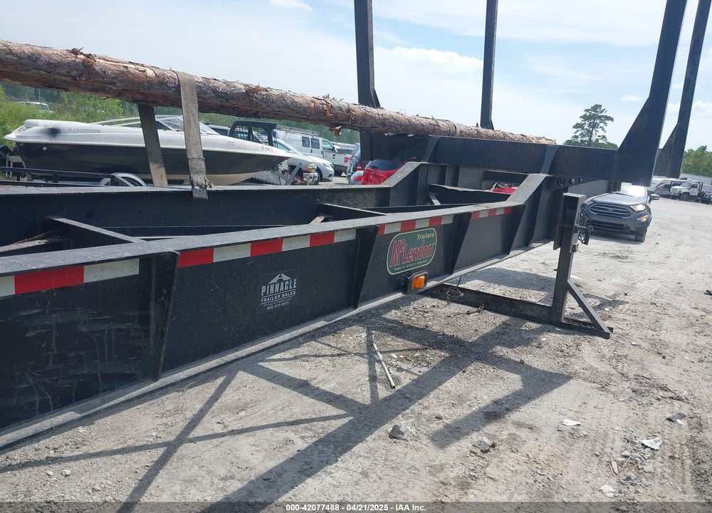 2022 MCLENDON 42' LOGGING SEMI TRAILER VIN: 1M9FT4226NA776042