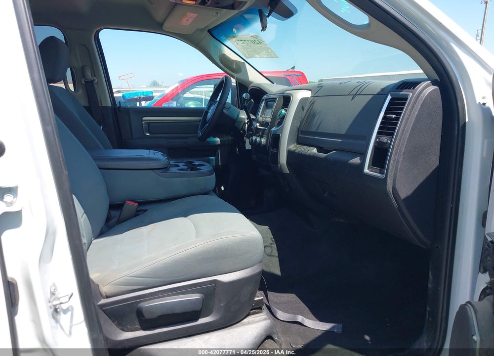 2017 RAM 2500 VIN: 3C6TR5DT0HG724872