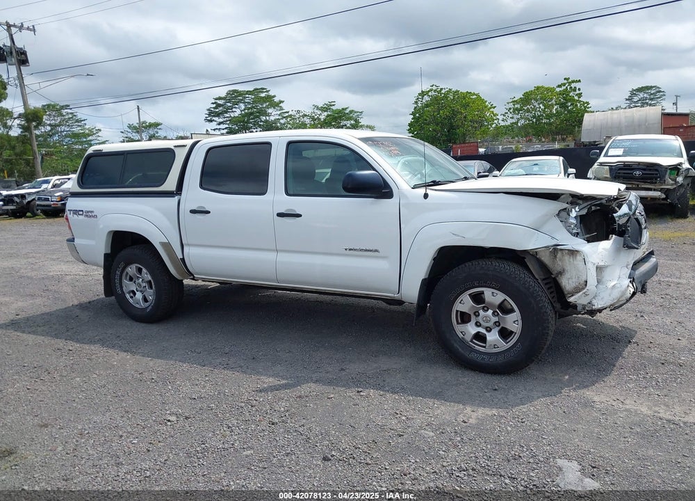 2015 TOYOTA TACOMA BASE V6/TRD PRO VIN: 3TMLU4EN6FM185335