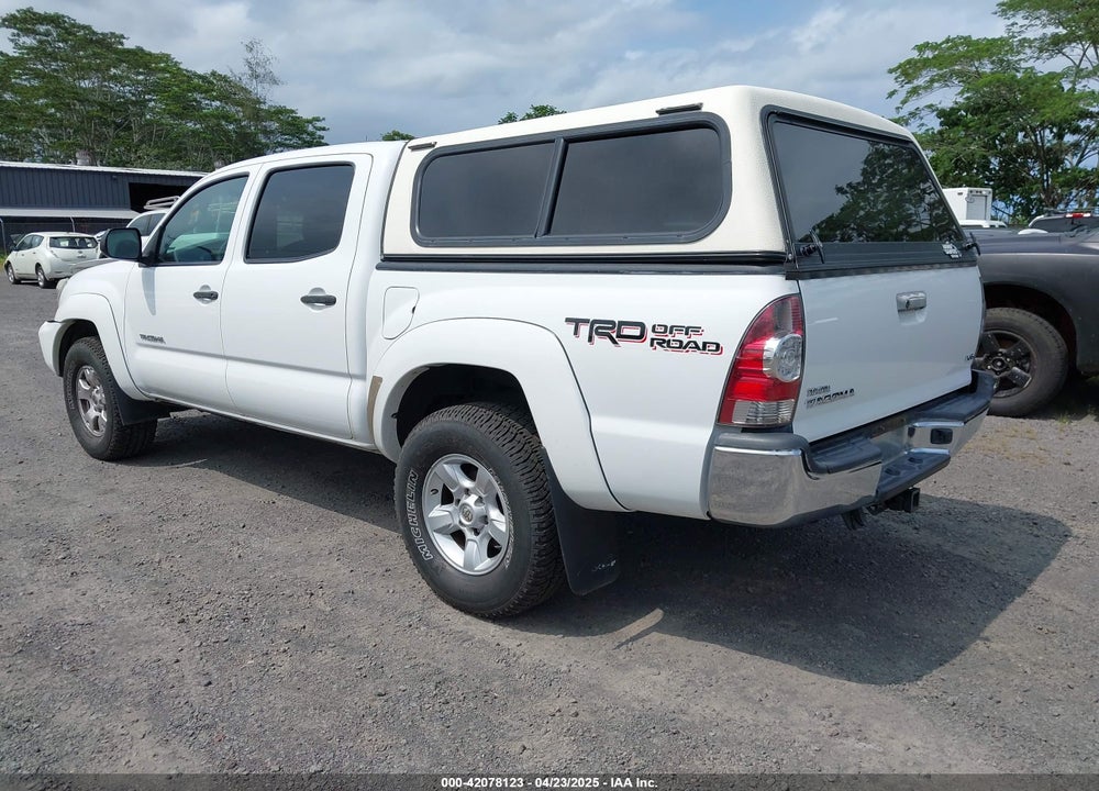 2015 TOYOTA TACOMA BASE V6/TRD PRO VIN: 3TMLU4EN6FM185335