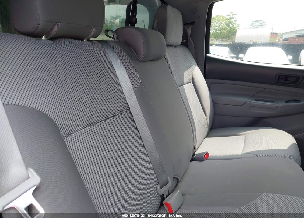 2015 TOYOTA TACOMA BASE V6/TRD PRO VIN: 3TMLU4EN6FM185335