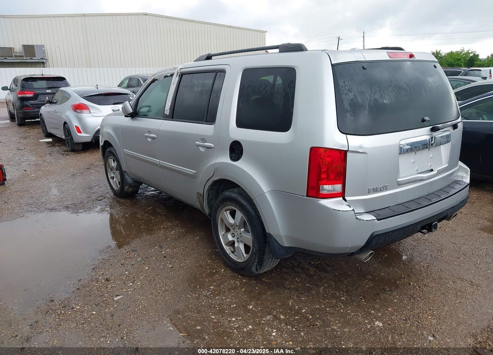 2009 HONDA PILOT EX VIN: 5FNYF38469B024070