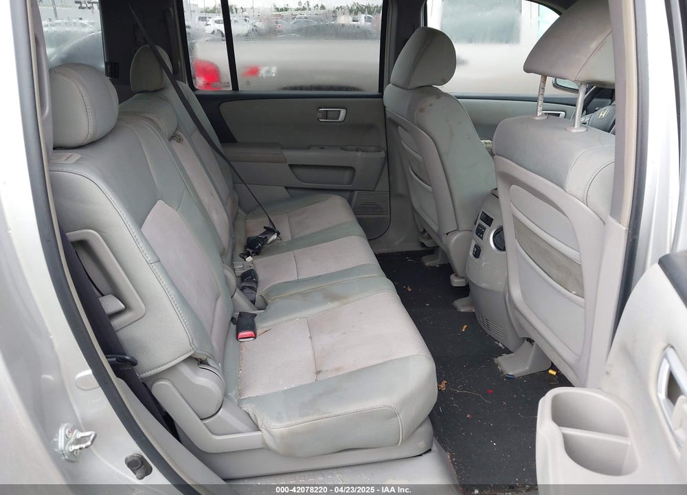 2009 HONDA PILOT EX VIN: 5FNYF38469B024070