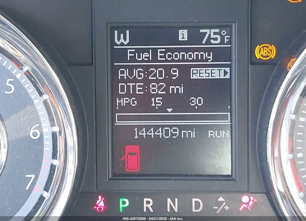 2011 CHRYSLER TOWN & COUNTRY TOURING-L VIN: 2A4RR8DG8BR712567