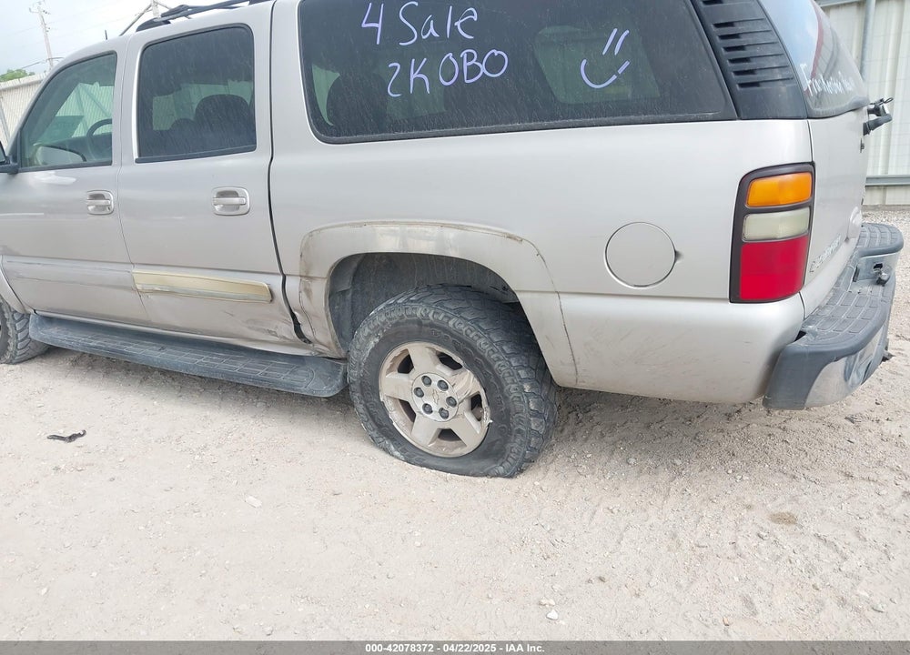2004 CHEVROLET SUBURBAN 1500 LT VIN: 1GNEC16Z34J268718