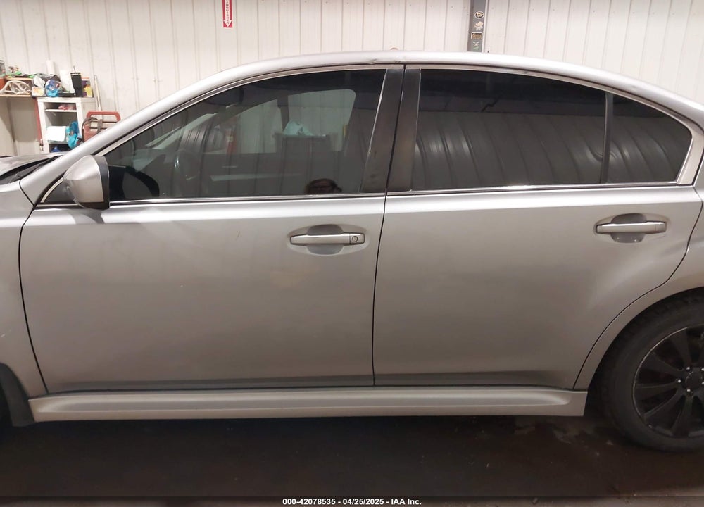 2011 SUBARU LEGACY 2.5I PREMIUM VIN: 4S3BMBC66B3235142