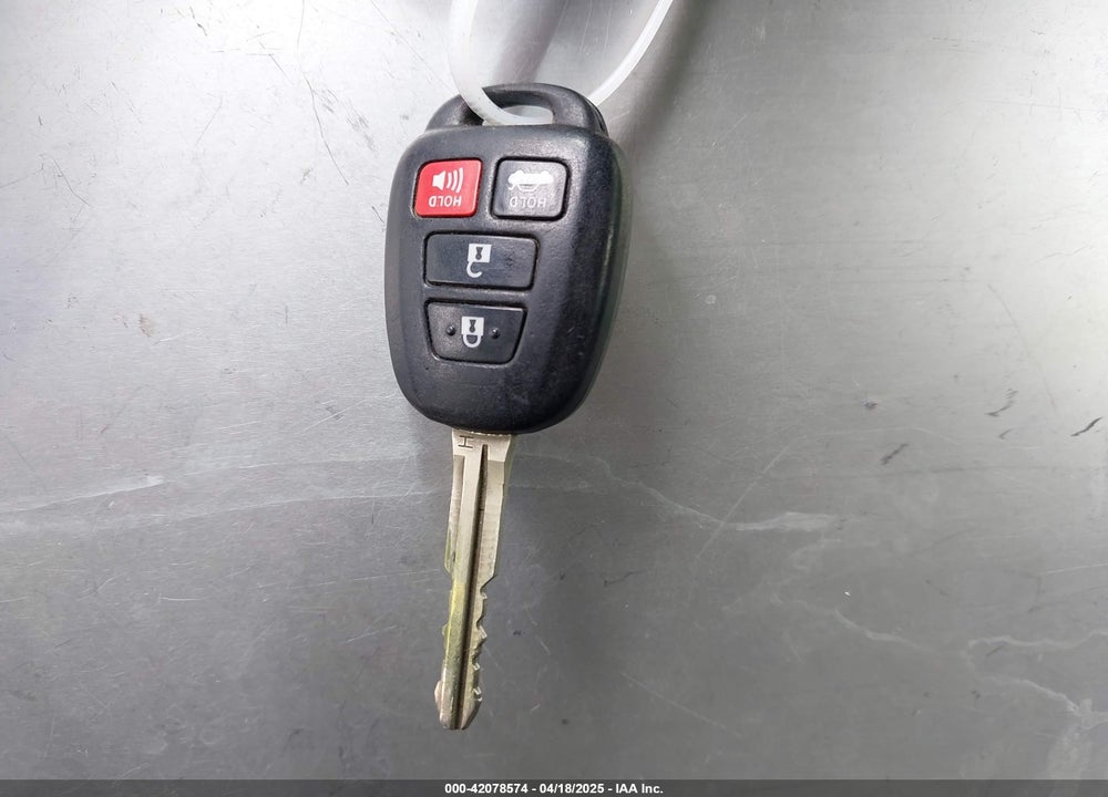 2018 TOYOTA COROLLA VIN: 5YFBURHE3JP800705