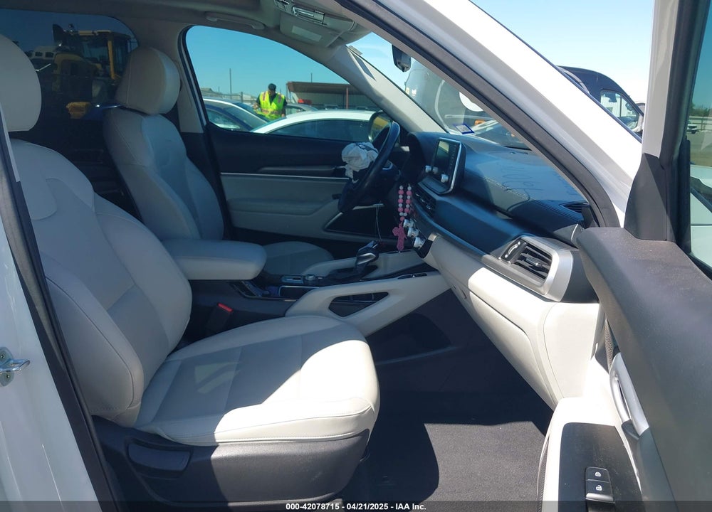 2021 KIA TELLURIDE VIN: 5XYP64HC1MG190118