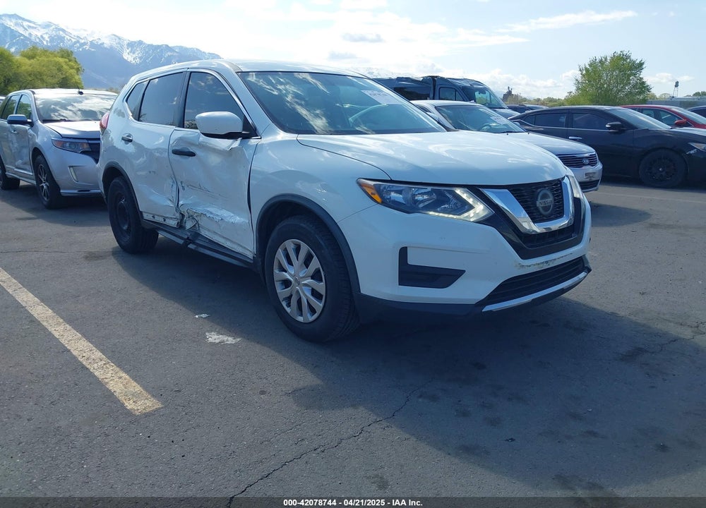 2018 NISSAN ROGUE S VIN: KNMAT2MVXJP553034